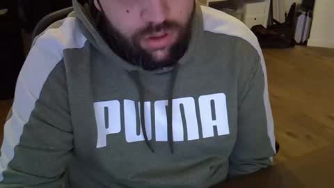 Snapshot of cyrsug chatting on 12.23.25 cyrsug online show from 12.23.25