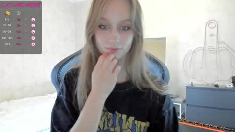 cyyberwhore online show from 09.20.25