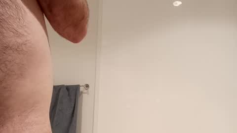 Snapshot of d1988 chatting on 12.16.25 D online show from 12.16.25