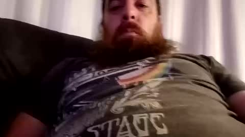 Snapshot of d1988 chatting on 12.17.25 D online show from 12.17.25