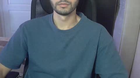 Snapshot of d_____________k chatting on 09.17.25 Dolce online show from 09.17.25