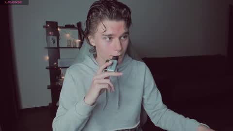 Snapshot of da_scin chatting on 09.19.25 Daren online show from 09.19.25