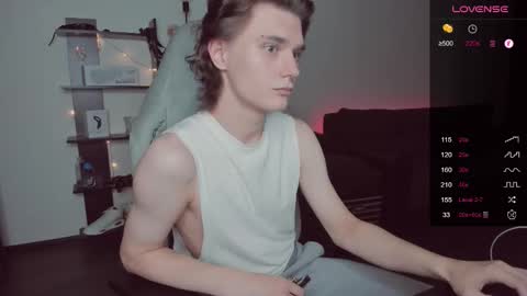 Snapshot of da_scin chatting on 11.17.25 Daren online show from 11.17.25