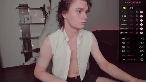 Snapshot of da_scin chatting on 11.25.25 Daren online show from 11.25.25