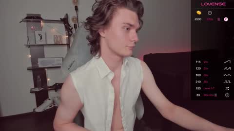 Snapshot of da_scin chatting on 11.26.25 Daren online show from 11.26.25