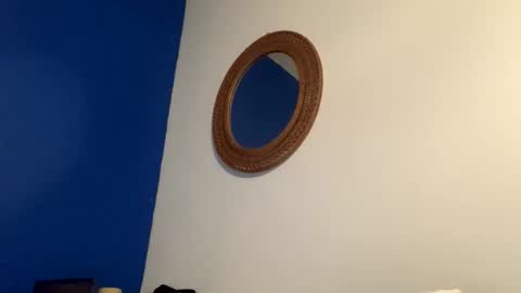 Snapshot of dabeibe chatting on 11.05.25 Jewbb online show from 11.05.25