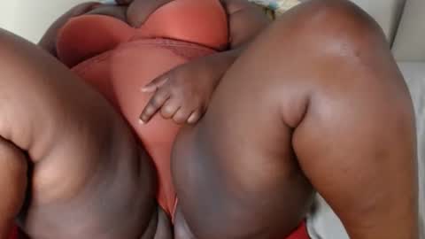 dackchoc21 online show from 11.12.25