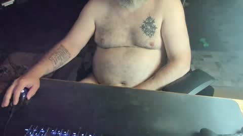 Snapshot of dadbodfatrod chatting on 09.16.25 Daddy online show from 09.16.25