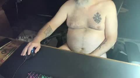 Snapshot of dadbodfatrod chatting on 11.17.25 Daddy online show from 11.17.25