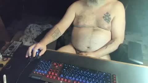 Snapshot of dadbodfatrod chatting on 12.15.25 Daddy online show from 12.15.25