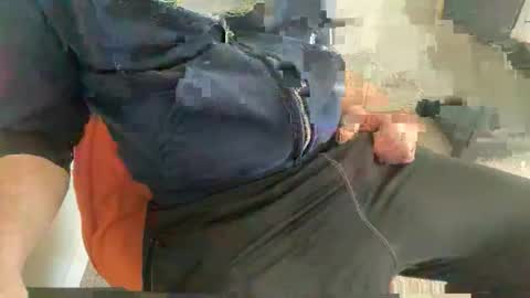 Snapshot of daddnextdoor chatting on 11.04.25 daddnextdoor online show from 11.04.25