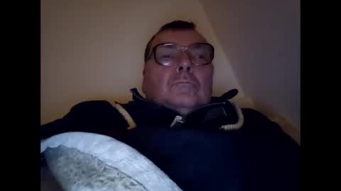 Snapshot of daddy91964 chatting on 12.29.24 daddy91964 online show from 12.29.24