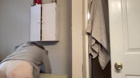 Belle  Email daddydaycarecb  online show from 11.16.25