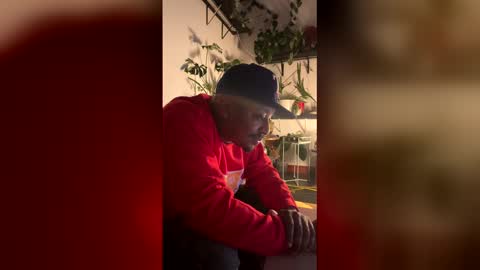 Snapshot of daddy_luvx_tokens chatting on 02.16.26 Juriel online show from 02.16.26