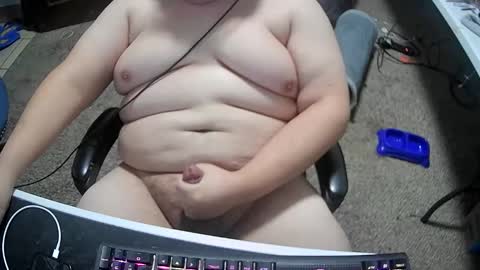 Snapshot of daddyaaronxl chatting on 10.27.25 daddyaaronxl online show from 10.27.25