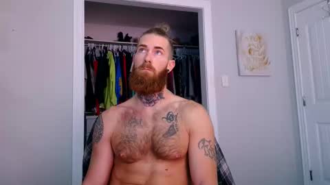 Snapshot of daddyafterdark1 chatting on 05.12.26 daddyafterdark1 online show from 05.12.26