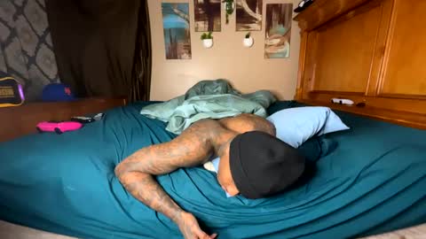 sexy tatted king bbc online show from 12.04.24