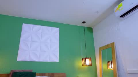 Valen online show from 01.28.25