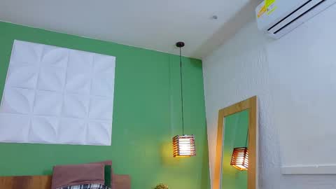 Valen online show from 02.25.25