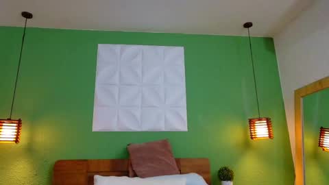 Valen online show from 03.12.25