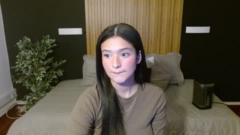 Snapshot of dafne_bss chatting on 01.23.25 dafne_bss online show from 01.23.25