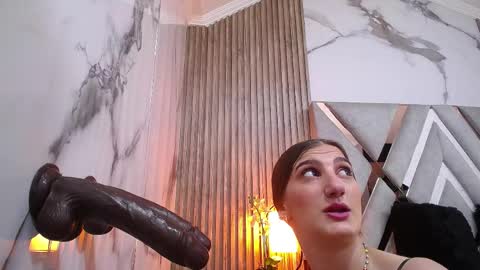 Dafne Castro online show from 04.23.26