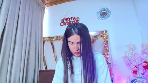 dafne_quenn online show from 12.18.25