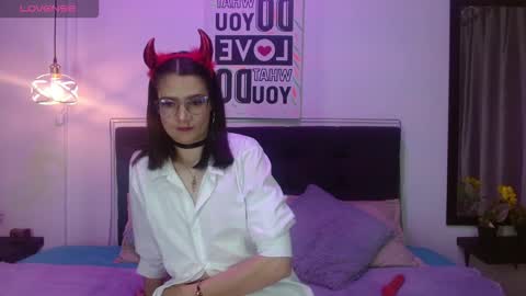 dafne_xx_ online show from 10.15.25