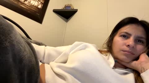 Snapshot of dafnecloutier chatting on 01.15.25 Dafne 27 Cory-24 online show from 01.15.25