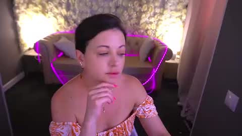 Dafni Mon online show from 06.29.26