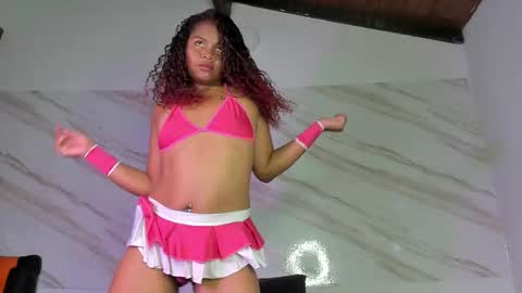   online show from 12.05.25