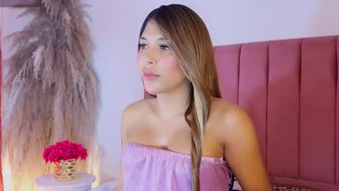 Snapshot of dahiana_prenss chatting on 10.12.25 Dahiana online show from 10.12.25