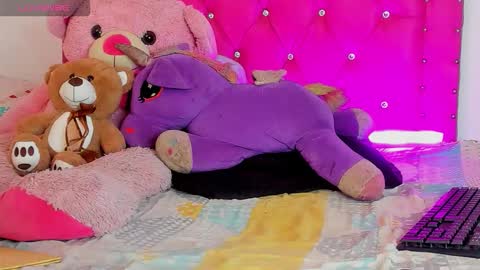    online show from 03.28.26