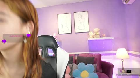 Dahlia Grey online show from 04.22.26