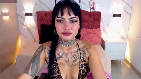 Snapshot of dahlyagoddess chatting on 04.18.26 diosa dhaly online show from 04.18.26