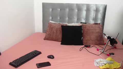 Daiisha.. online show from 09.23.25