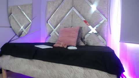 Snapshot of daila_ chatting on 01.25.25 daila_ online show from 01.25.25