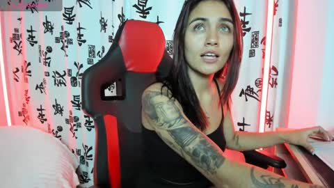 Snapshot of daila_ chatting on 02.21.25 daila_ online show from 02.21.25