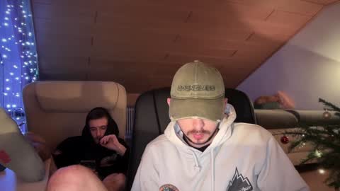 Snapshot of daimon_hall chatting on 01.06.25 Daimon online show from 01.06.25