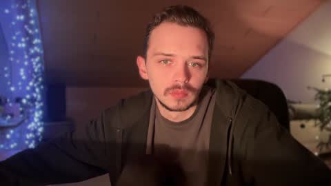 Snapshot of daimon_hall chatting on 01.15.25 Daimon online show from 01.15.25