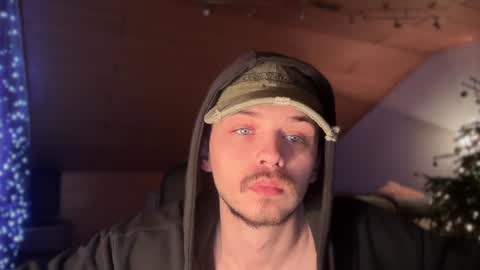 Snapshot of daimon_hall chatting on 01.16.25 Daimon online show from 01.16.25