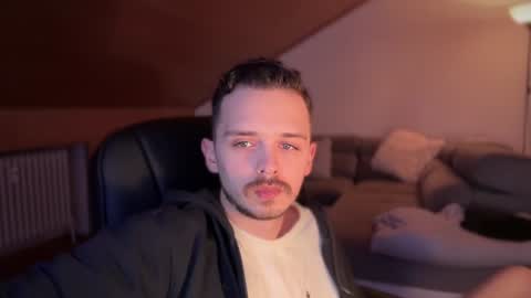 Snapshot of daimon_hall chatting on 02.07.25 Daimon online show from 02.07.25