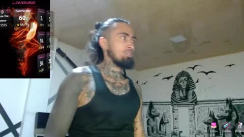 Snapshot of daimon_rock01 chatting on 05.26.26 felipe online show from 05.26.26