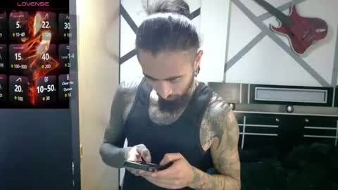 Snapshot of daimon_rock01 chatting on 07.07.26 felipe online show from 07.07.26