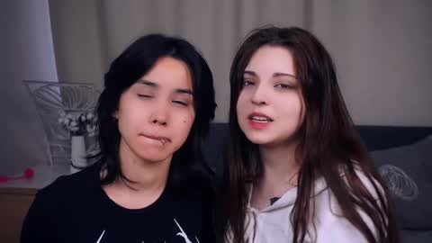 Aoi and Lily best friends online show from 06.07.26