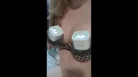 Snapshot of dairystation chatting on 12.03.25 Mx Mommy Moo online show from 12.03.25