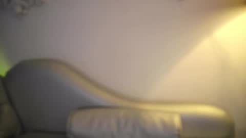 Lauren            online show from 12.17.25