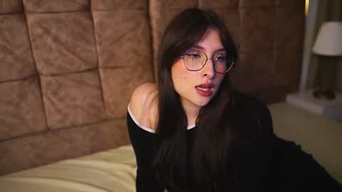 Lauren            online show from 03.17.26