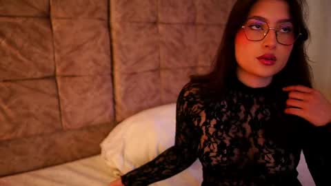 Lauren            online show from 05.01.26