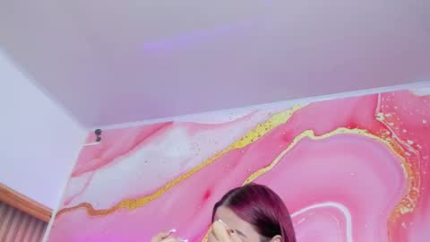 Snapshot of daisy__rose chatting on 01.08.26 Dai online show from 01.08.26